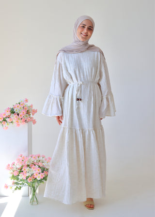 Kleid mit weiten Ärmeln